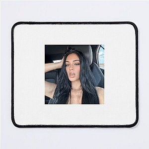 Camilla Araújo Viral Content Queen Camilla Araújo Mouse Pads