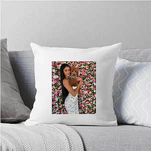 Camilla Araújo Beyond The Screen Camilla Araújo Pillows Cover