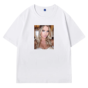 Carly Sees the Room Before You Do Carly Lauren T-Shirts