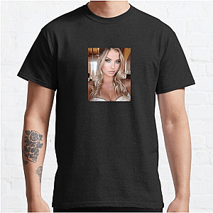 Carly Sees the Room Before You Do Carly Lauren T-Shirts
