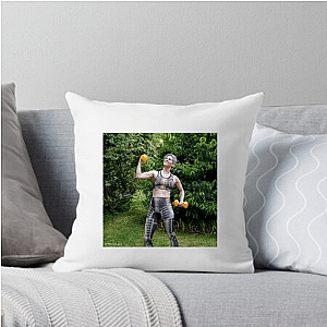 Body Transformation Mentor Caroline Girvan Pillows Cover