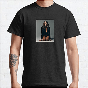 Social Media Influencer Cassie Lee Cassie Lee T-Shirts