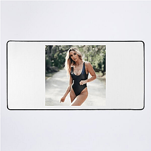 Aussie Superstar Cassie Lee Cassie Lee Mouse Pads