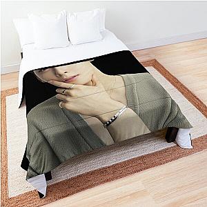 Cha Eun Woo - V22 Comforter