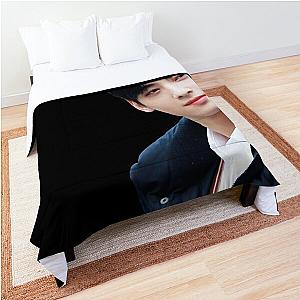 Cha Eun Woo - V18 Comforter