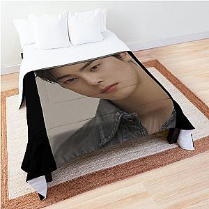 Cha Eun Woo - V14 Comforter