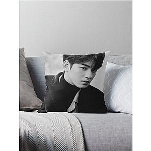 Cha Eun Woo - V12 Throw Pillow