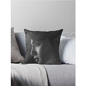 Cha Eun Woo - V6 Throw Pillow