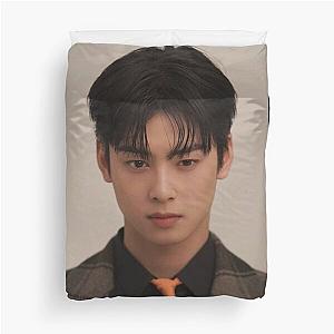 Cha Eun Woo - V17 Duvet Cover