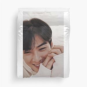 Cha Eun Woo - V15 Duvet Cover