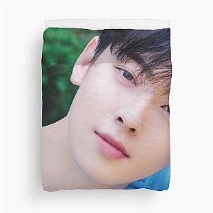 Cha Eun Woo - V3 Duvet Cover