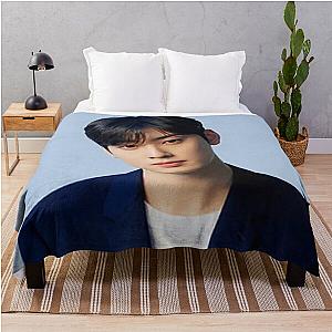 Cha Eun Woo - V23 Throw Blanket