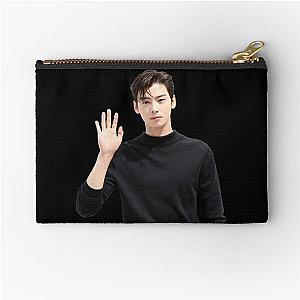 Cha Eun Woo - V21 Zipper Pouch