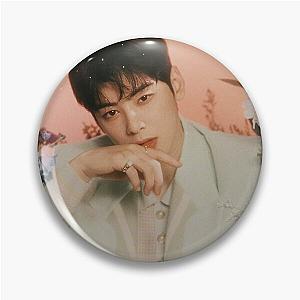 Cha Eun Woo - V2 Pin