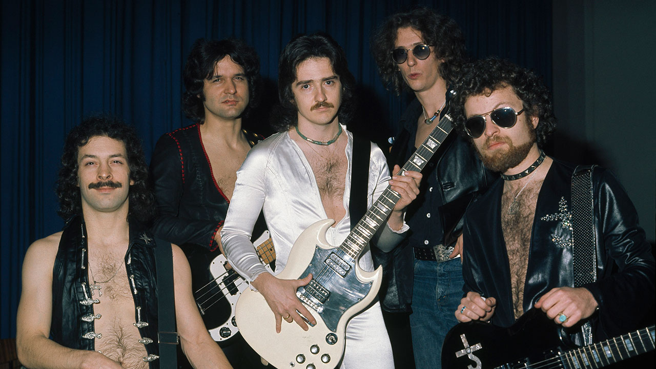 Blue Öyster Cult Live The Thrills and Magic of Their Concerts