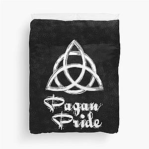 Pagan Pride  Charmed Sign  Triquetra  Witches Knot  Witch Symbol  Drawing for Spiritual Women Duvet Cover