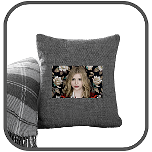 Chloë Grace Moretz Pillows Cover