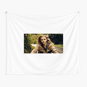 Grace But Make It Fierce Chloë Grace Moretz Tapestries