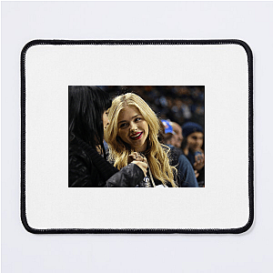 Chloë in Control Chloë Grace Moretz Mouse Pads