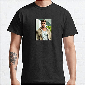 Chris Hemsworth Cinematic Power Chris Hemsworth T-Shirts