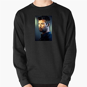 Chris Hemsworth Unforgettable Presence Chris Hemsworth Sweatshirts