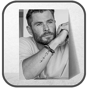 Chris Hemsworth Posters