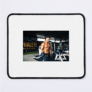 Doesn’t Quit Christian Guzman Christian Guzman Mouse Pads