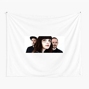 Electropop Music Group CHVRCHES Tapestries