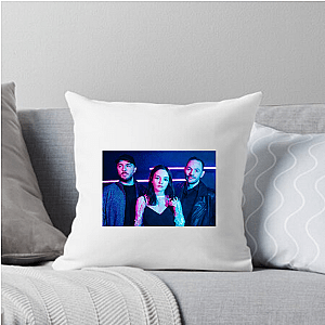 CHVRCHES Pillows Cover