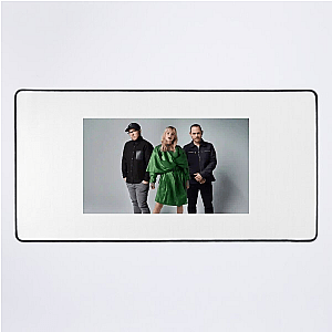 CHVRCHES 2025 PRESS SHOT CHVRCHES Mouse Pads