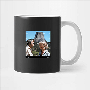 Close Encounters of the Third Kind Spielberg Masterpiece Close Encounters Of The Third Kind Mugs