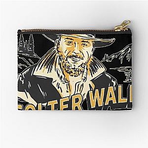 Colter Wall And The Scary Zipper Pouch