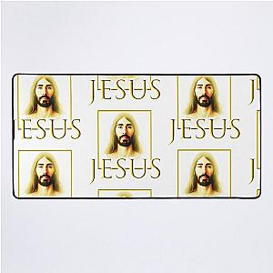 JESUS MOIST CR1TIKAL PEGUINZ0 Desk Mat