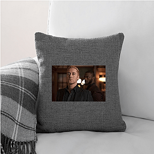 He Hunts What Hides in You Cross Pillows Cover