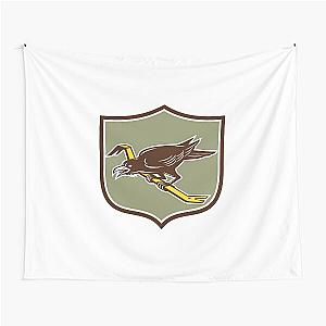 Crow Perching Crest Retro Tapestry