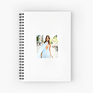 Edgar-Jones Eyes Know Too Much Daisy Edgar Jones Notebook