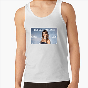 Edgar-Jones Walks With Meaning Daisy Edgar Jones Tank Tops