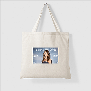 Edgar-Jones Walks With Meaning Daisy Edgar Jones Bags