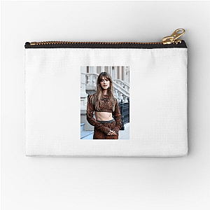 Her Pain Looks Pretty – Daisy Vibes Daisy Edgar Jones Zipper Pouches