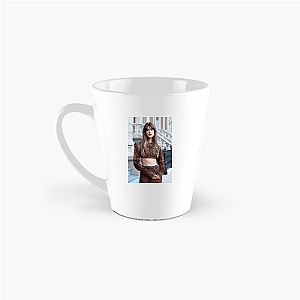 Her Pain Looks Pretty – Daisy Vibes Daisy Edgar Jones Mugs