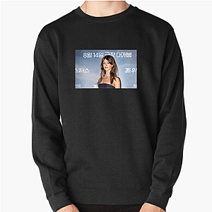 Edgar-Jones Walks With Meaning Daisy Edgar Jones Sweatshirts