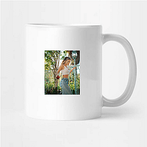 Daisy Keech The Queen Of Glutes Daisy Keech Mugs