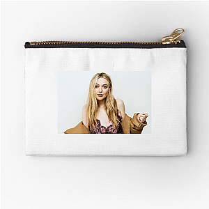 She Doesn’t Shout – She Shines Dakota Fanning Zipper Pouches