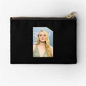 Dakota Mode: Soft Power Dakota Fanning Zipper Pouches