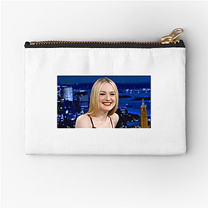 Classic Cool = Dakota Fanning Dakota Fanning Zipper Pouches