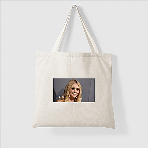 Dakota Is Subtle Fire Dakota Fanning Bags