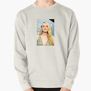 Dakota Mode: Soft Power Dakota Fanning Sweatshirts