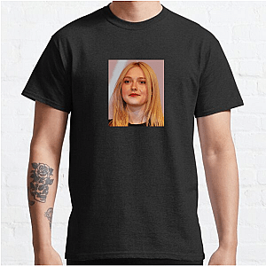 Dakota Brings the Still Heat Dakota Fanning T-Shirts