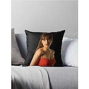  Dakota Johnson Throw Pillow