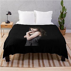  Dakota Johnson Throw Blanket